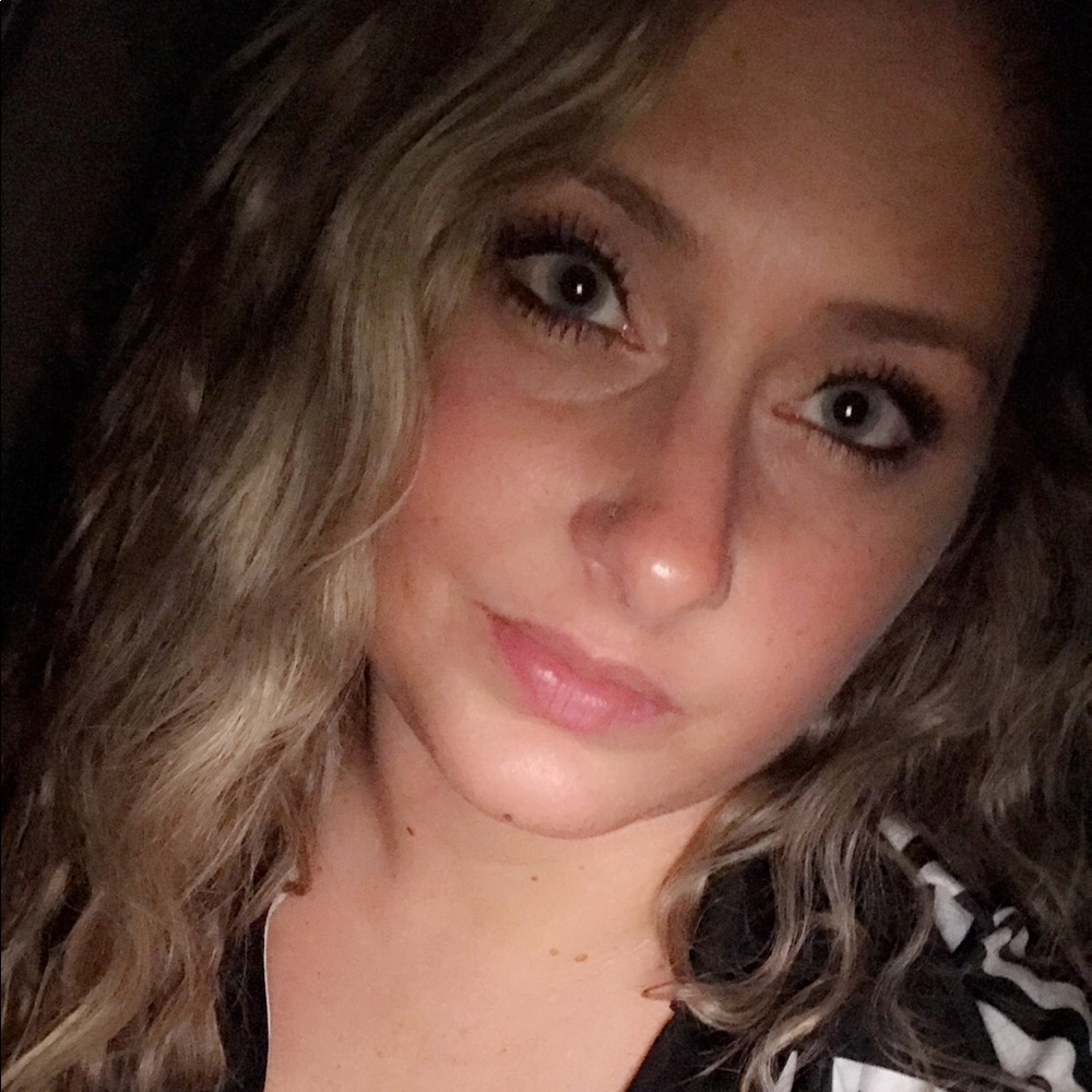 Meet your Posher, Beth